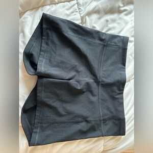 ALL IN MOTION BLACK MEDIUM BIKER SHORTS!